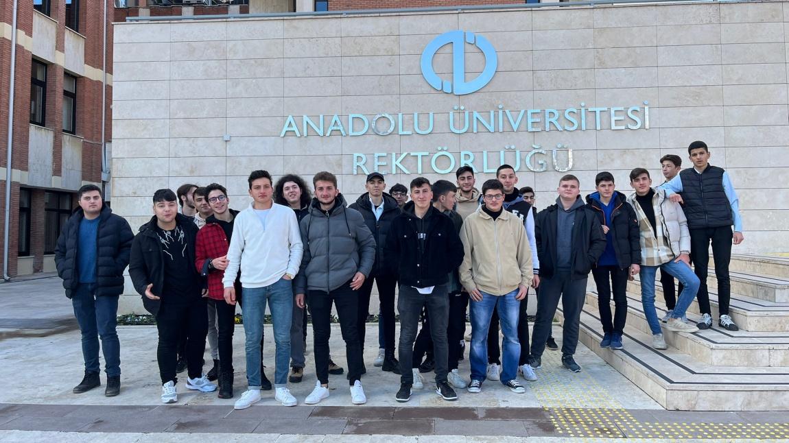 Karasu Meslek Teknik Anadolu Lisesi olarak Eskişehir Anadolu Üniversite'ne gezi düzenledik